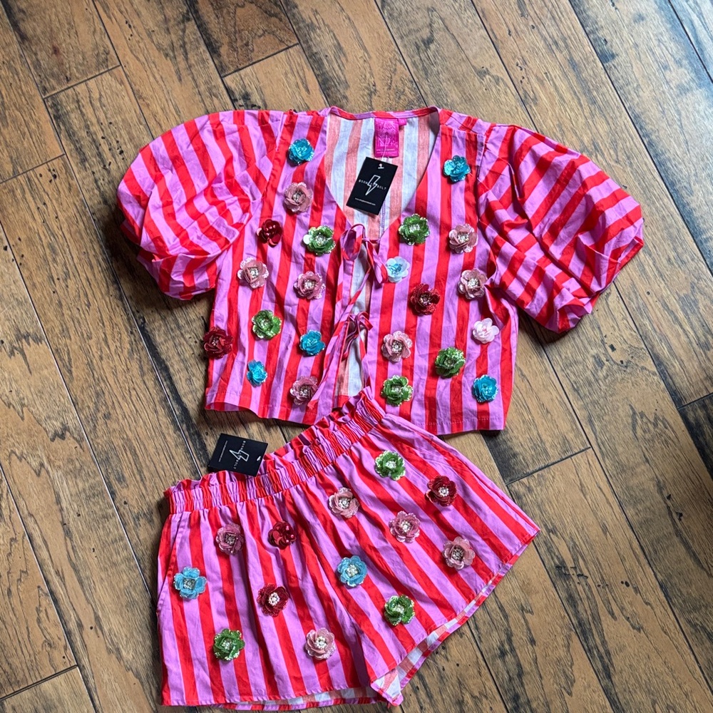 QUEEN OF SPARKLES Pink and Red Striped Set